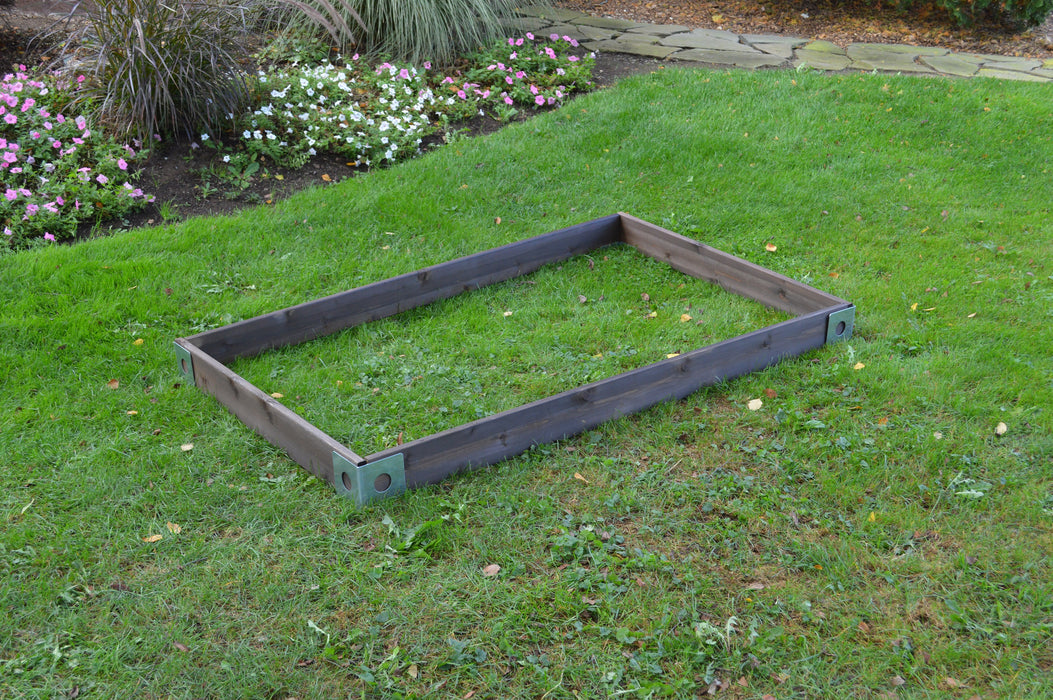 A&L Furniture Co. Amish-Made Cedar Raised Garden Beds with Decorative Corners